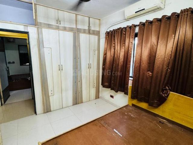 2 BHK Apartment in Malad West for resale Mumbai. The reference number is 20425698