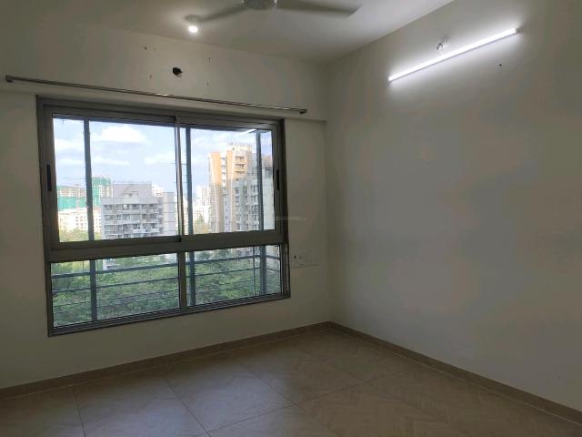 2 BHK Apartment in Malad West for resale Mumbai. The reference number is 20569693