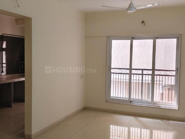 2 BHK Apartment in Malad West for resale Mumbai. The reference number is 20507132