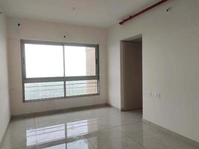 2 BHK Apartment in Malad West for resale Mumbai. The reference number is 20520016