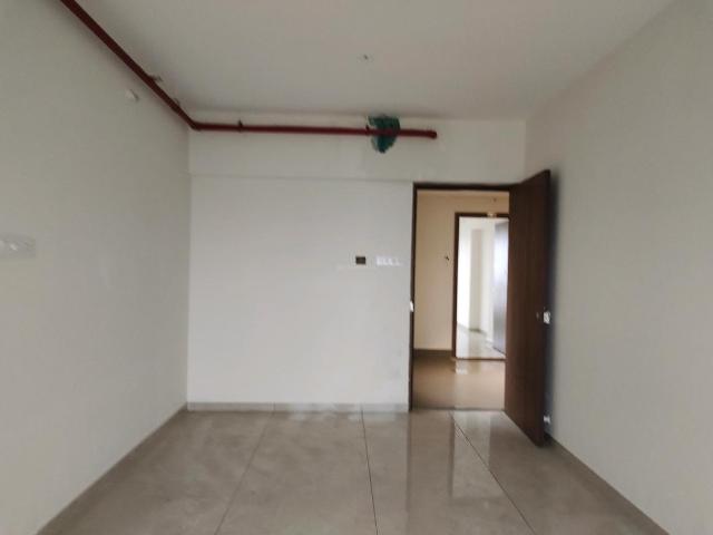 2 BHK Apartment in Malad West for resale Mumbai. The reference number is 20531171