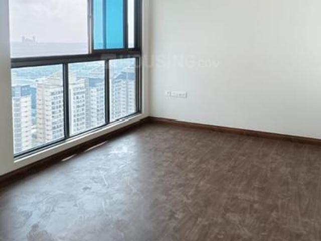 2 BHK Apartment in Malad West for resale Mumbai. The reference number is 20533893