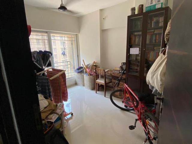 2 BHK Apartment in Malad West for resale Mumbai. The reference number is 20640668