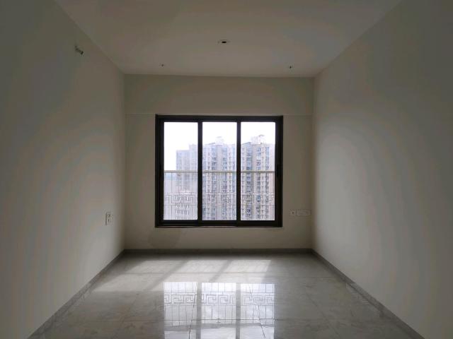 2 BHK Apartment in Malad West for resale Mumbai. The reference number is 20604822