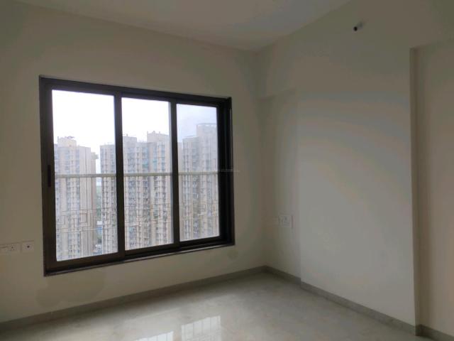 2 BHK Apartment in Malad West for resale Mumbai. The reference number is 20605109
