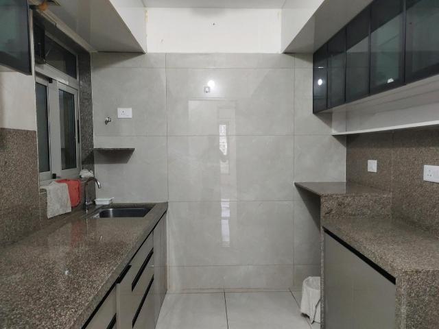 2 BHK Apartment in Malad West for resale Mumbai. The reference number is 20607384