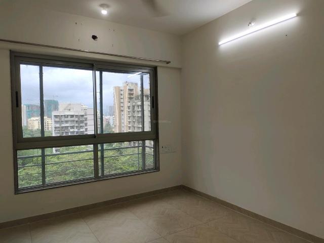 2 BHK Apartment in Malad West for resale Mumbai. The reference number is 20607405