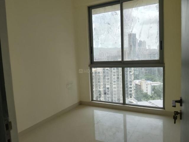 2 BHK Apartment in Malad West for resale Mumbai. The reference number is 20637704