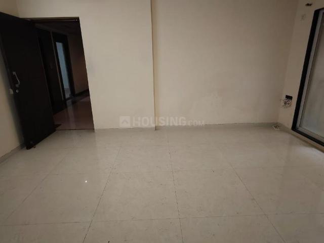 2 BHK Apartment in Malad West for resale Mumbai. The reference number is 20752555