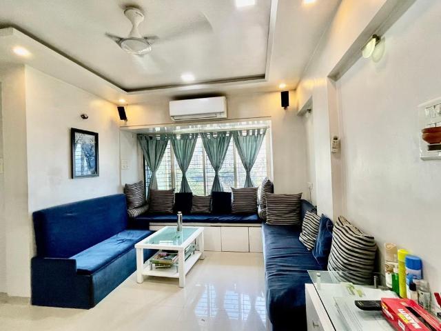 2 BHK Apartment in Malad West for resale Mumbai. The reference number is 20757534