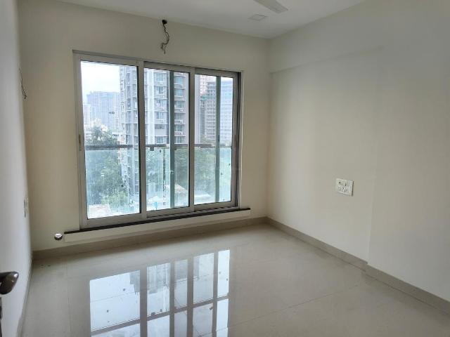 2 BHK Apartment in Malad West for resale Mumbai. The reference number is 20782859