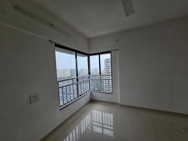 2 BHK Apartment in Malad West for resale Mumbai. The reference number is 20885458