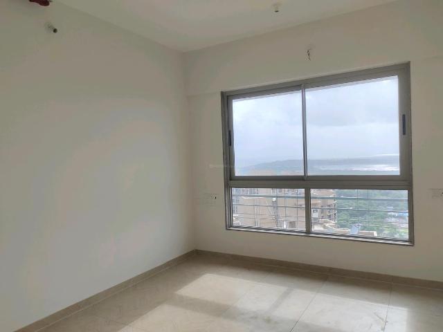 2 BHK Apartment in Malad West for resale Mumbai. The reference number is 20903881