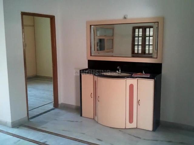2 BHK Apartment in Malkajgiri for rent Secunderabad. The reference number is 20384234