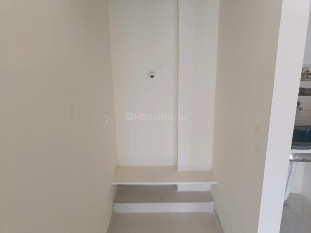 2 BHK Apartment in Mallampet for resale Sangareddy. The reference number is 10200963