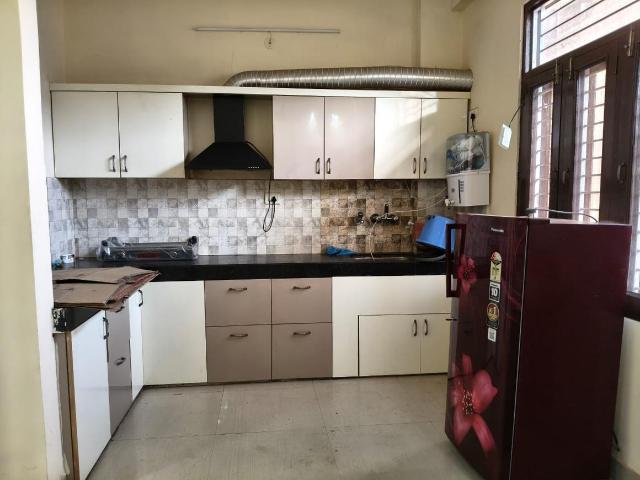 2 BHK Apartment in Malviya Nagar for rent Jaipur. The reference number is 18680006