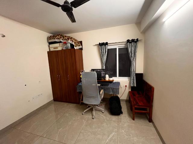 2 BHK Apartment in Manchirevula for rent Hyderabad. The reference number is 20814358