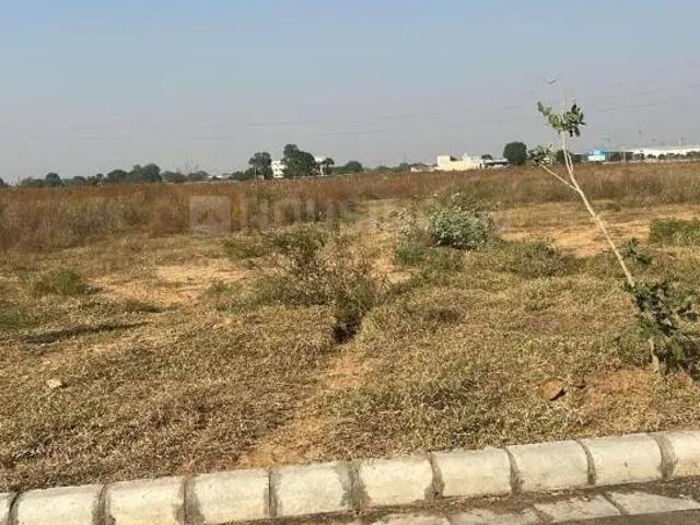 2 BHK Apartment in Manesar for resale Gurgaon. The reference number is 20319224