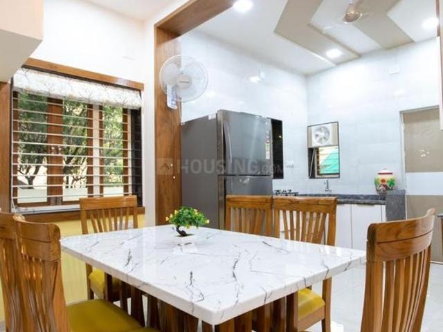 2 BHK Apartment in Maninagar for rent Ahmedabad. The reference number is 15237328