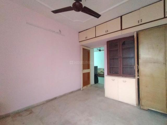 2 BHK Apartment in Maninagar for rent Ahmedabad. The reference number is 19307116
