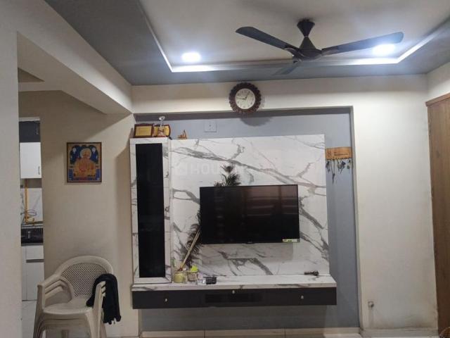 2 BHK Apartment in Maninagar for rent Ahmedabad. The reference number is 20304074
