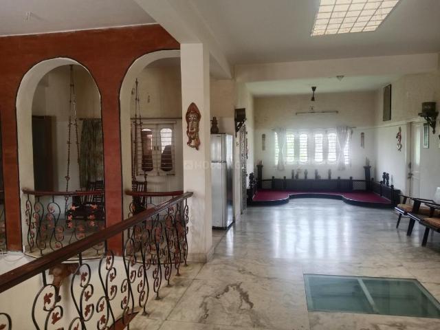 2 BHK Apartment in Maninagar for rent Ahmedabad. The reference number is 20448371
