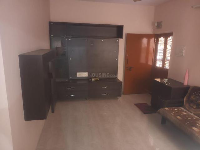 2 BHK Apartment in Maninagar for rent Ahmedabad. The reference number is 20477995