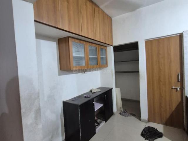 2 BHK Apartment in Maninagar for rent Ahmedabad. The reference number is 20478814