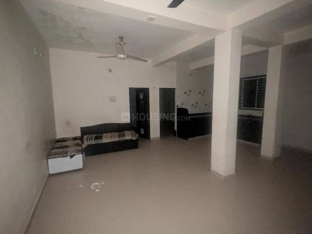 2 BHK Apartment in Maninagar for rent Ahmedabad. The reference number is 20662378