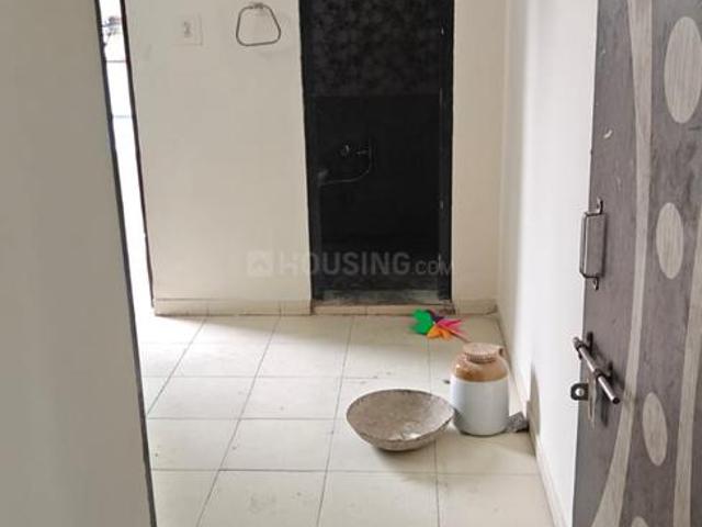 2 BHK Apartment in Maninagar for rent Ahmedabad. The reference number is 20937390