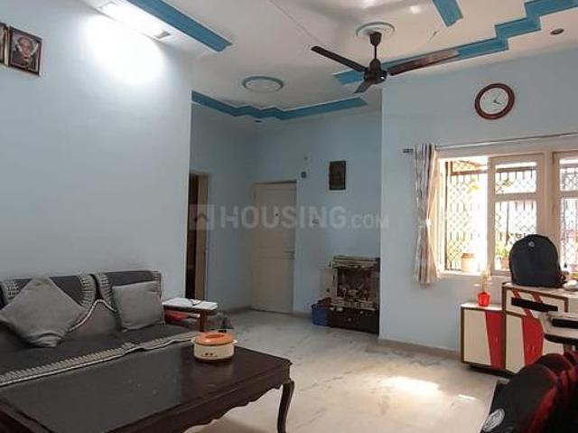 2 BHK Apartment in Maninagar for resale Ahmedabad. The reference number is 19989402