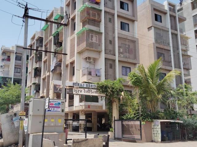 2 BHK Apartment in Maninagar for resale Ahmedabad. The reference number is 12873865