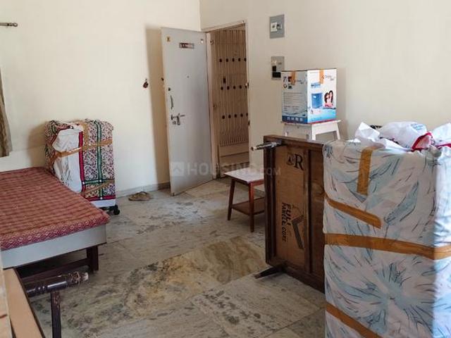 2 BHK Apartment in Maninagar for resale Ahmedabad. The reference number is 20498184