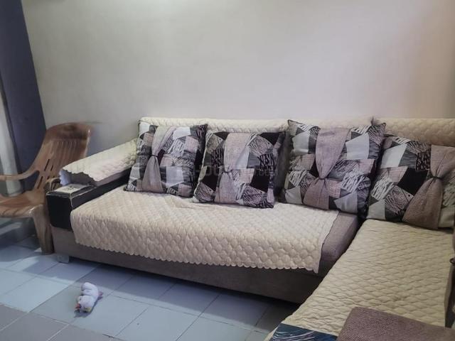 2 BHK Apartment in Maninagar for resale Ahmedabad. The reference number is 20630396