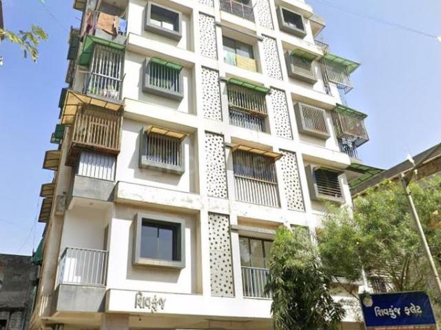 2 BHK Apartment in Maninagar for resale Ahmedabad. The reference number is 20643453