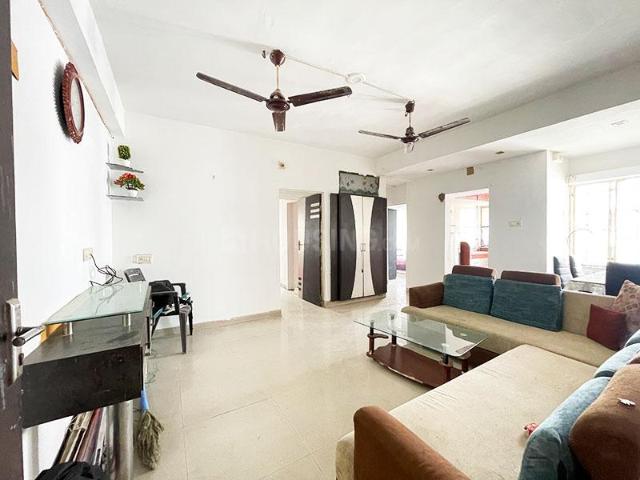 2 BHK Apartment in Maninagar for resale Ahmedabad. The reference number is 20980352
