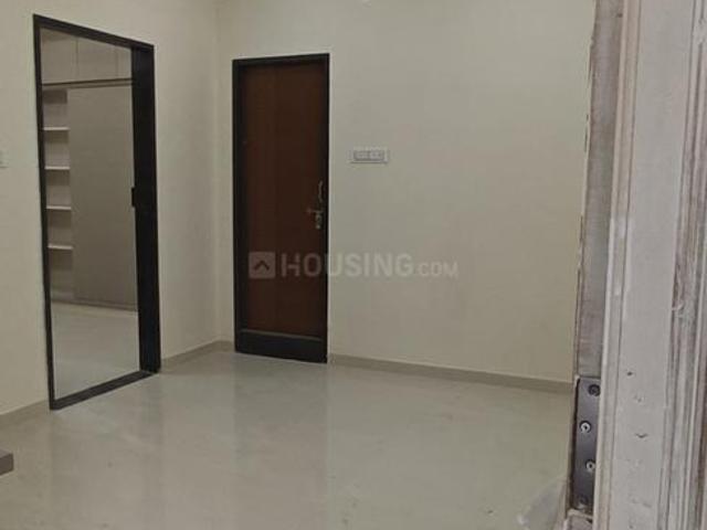 2 BHK Apartment in Manikonda for resale Hyderabad. The reference number is 19805350
