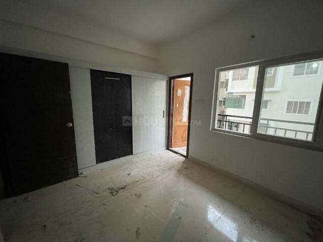 2 BHK Apartment in Manikonda for resale Hyderabad. The reference number is 6050907