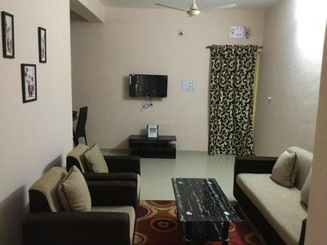 2 BHK Apartment in Manjalpur for rent Vadodara. The reference number is 9326227