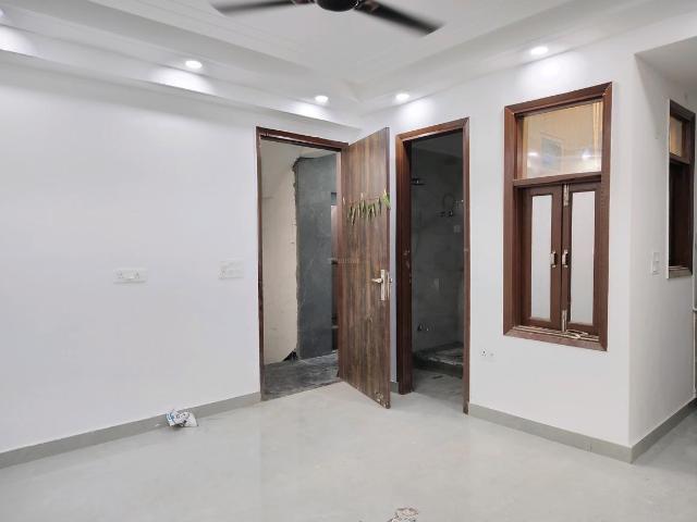 2 BHK Apartment in Mehrauli for resale New Delhi. The reference number is 20552579