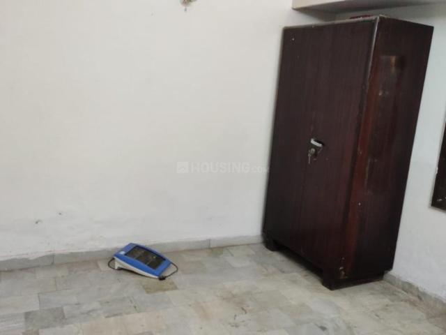 2 BHK Apartment in Mehrauli for resale New Delhi. The reference number is 8347089