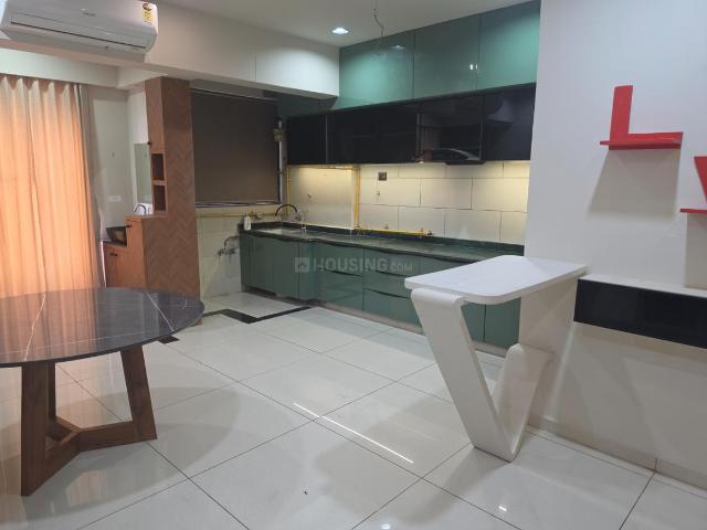 2 BHK Apartment in Memnagar for rent Ahmedabad. The reference number is 20943742