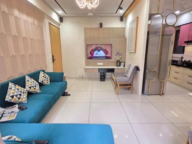 2 BHK Apartment in Memnagar for resale Ahmedabad. The reference number is 20669504