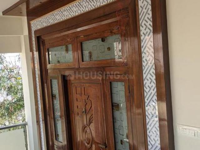 2 BHK Apartment in Miyapur for rent Hyderabad. The reference number is 20692012