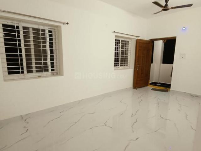2 BHK Apartment in Miyapur for rent Hyderabad. The reference number is 20731380