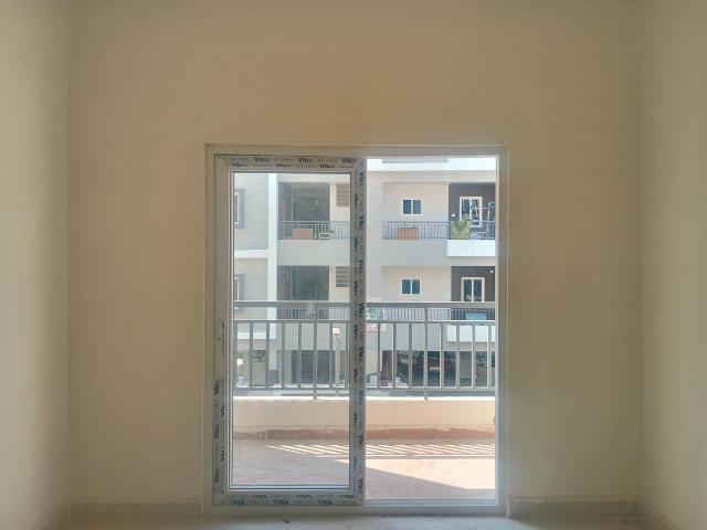 2 BHK Apartment in Miyapur for resale Hyderabad. The reference number is 19255552