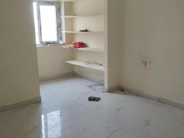 2 BHK Apartment in Miyapur for resale Hyderabad. The reference number is 20095246