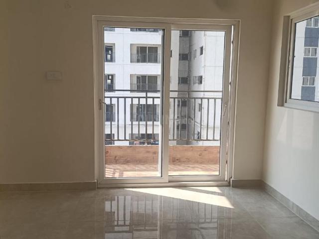 2 BHK Apartment in Miyapur for resale Hyderabad. The reference number is 20241985