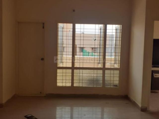 2 BHK Apartment in Miyapur for resale Hyderabad. The reference number is 20290953