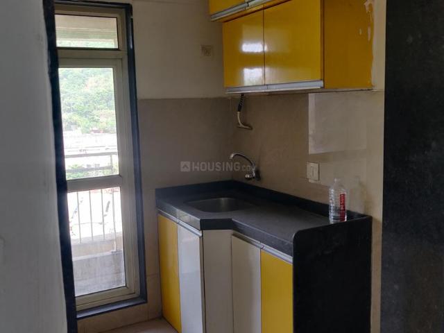2 BHK Apartment in Mira Road East for rent Mira Bhayandar. The reference number is 17316248